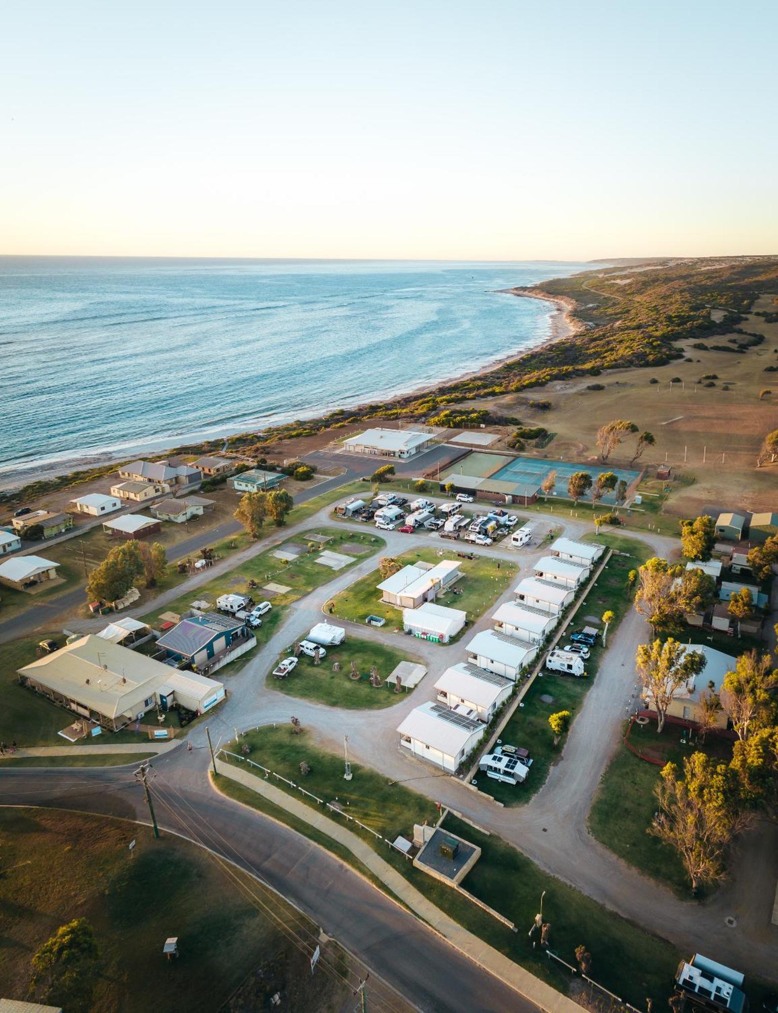 Horrocks Beach Caravan Park Екстер'єр фото